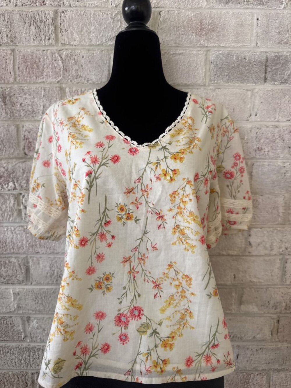 Women’s L Floral Cotton Blouse Lace Trim Tie Back Cottagecore Boho Fully Lined